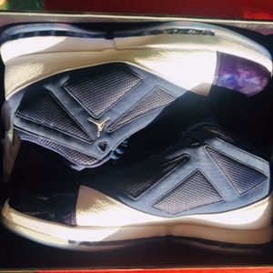 Air Jordan XVI Retro Black/Concord-White Sz 13